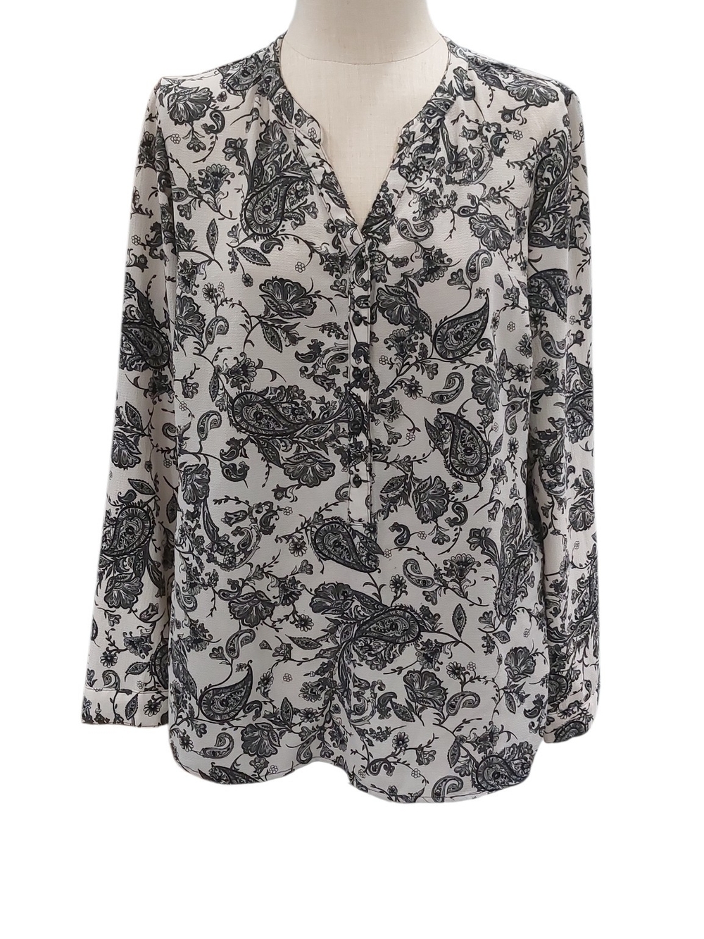 Womens Black and White Paisley Print Blouse